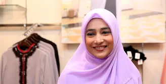 Acara Tafakur Ranti menjadi saksi penampilan cantik Cindy Fatika Sari (Wimbarsana/Bintang.com)