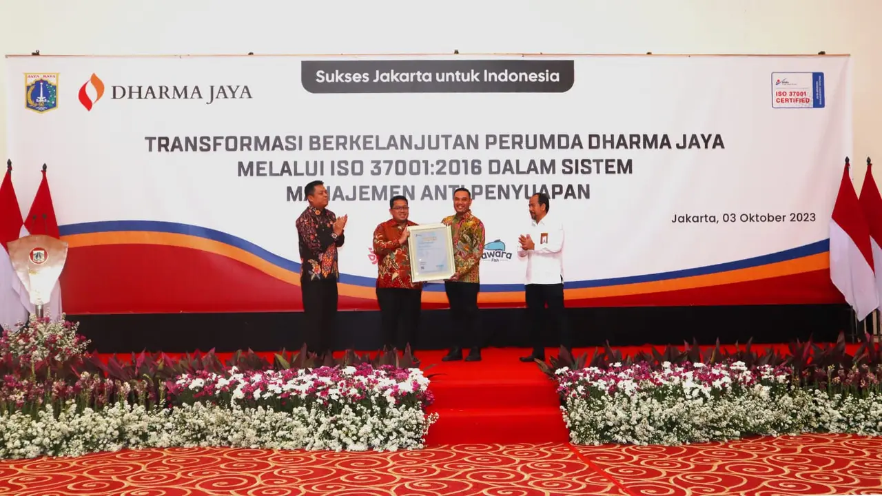 Keseriusan Perumda Dharma Jaya untuk melakukan transformasi perusahaan terbukti dengan diraihnya sertifikat ISO SNI 37001:2016 tentang Sistem Manajemen Anti Penyuapan (SMAP).