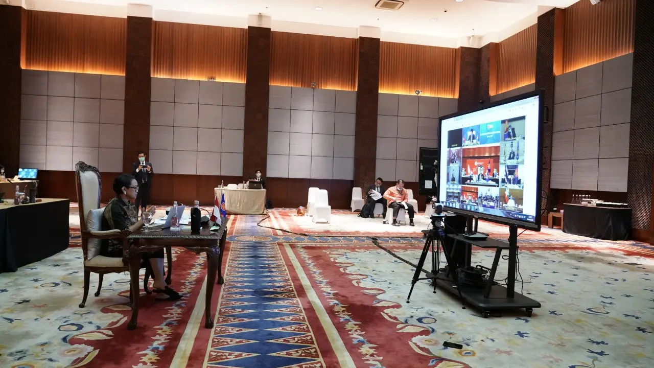 Pertemuan ASEAN Coordinating Council secara virtual oleh para Menlu ASEAN pada Kamis 9 April 2020.
