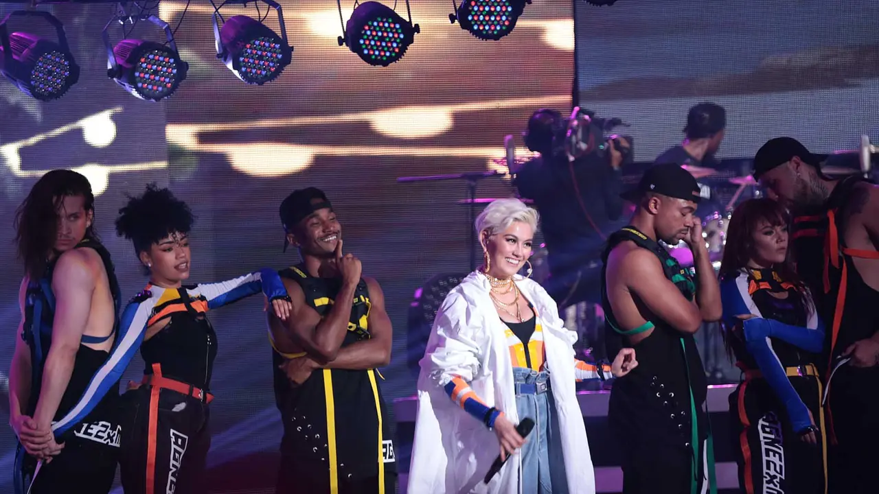 [Bintang] Terungkap, 10 Pengakuan Agnez Mo tentang Long As I Get Paid