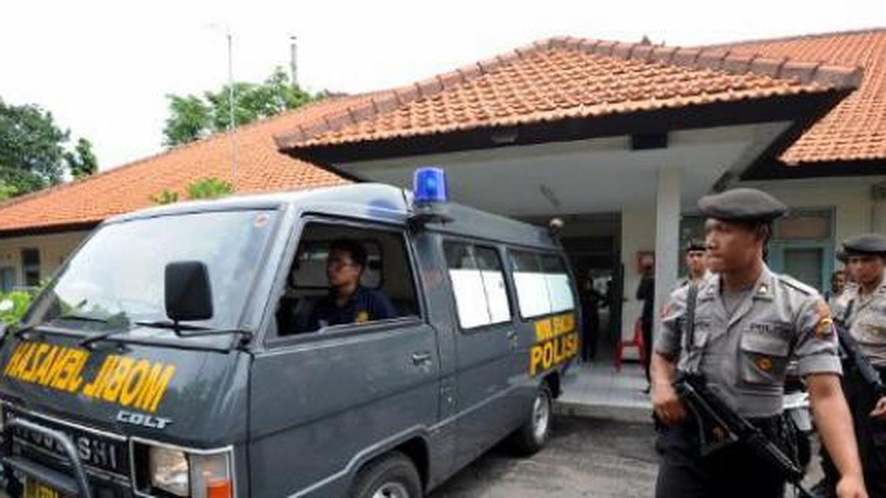 Jenazah tiga polisi korban penembakan diterbangkan ke Jayapura