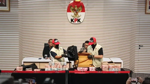 Konferensi pers pengungkapan kasus korupsi Bupati Pemalang Anom Widyantoro (AWI) di KPK. (Liputan6.com/Dimas)