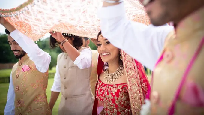 Ilustrasi pernikahan India