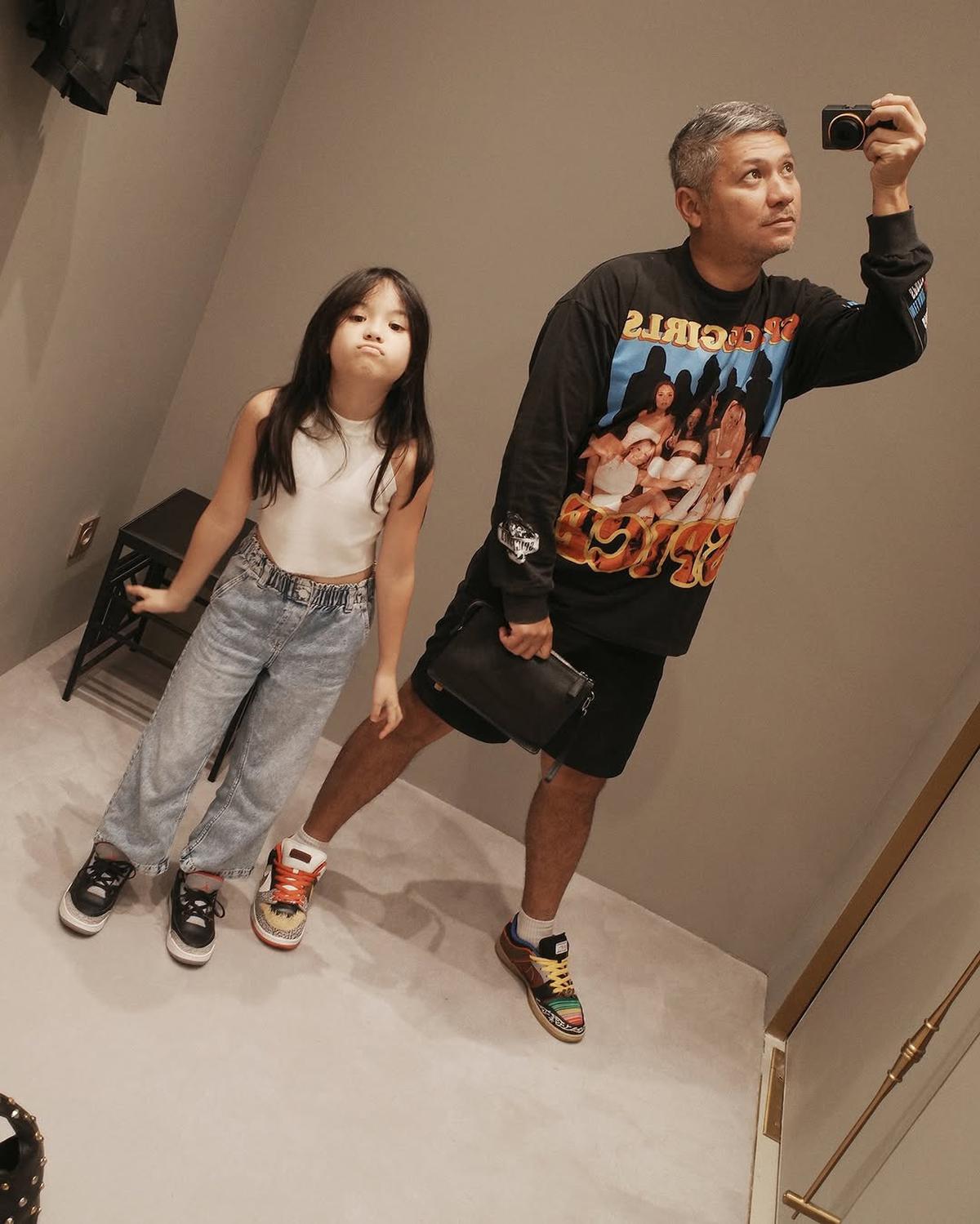 Potret Gading Marten Habiskan Weekend Bareng Gisel dan Gempi, Kekompakannya Dipuji Netizen