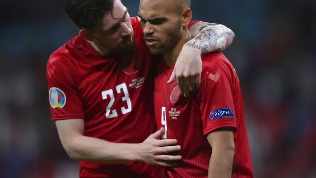 Wajah Kecewa Pemain Denmark Gagal ke Final Euro 2020