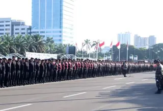 1.948 Personel Disiagakan Kawal Demo Buruh Depan DPR (AntaraNews)