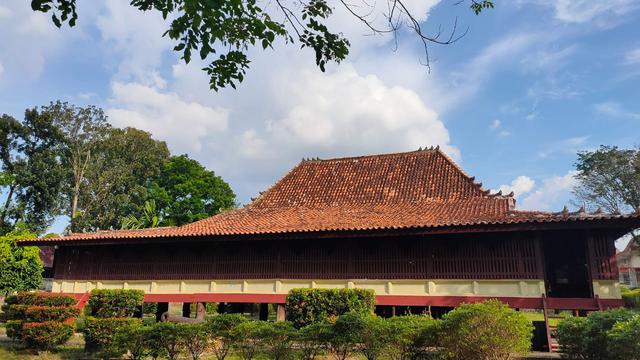 Mengenal Filosofi Kearifan Lokal Rumah Limas Sumsel di Uang Rp10.000