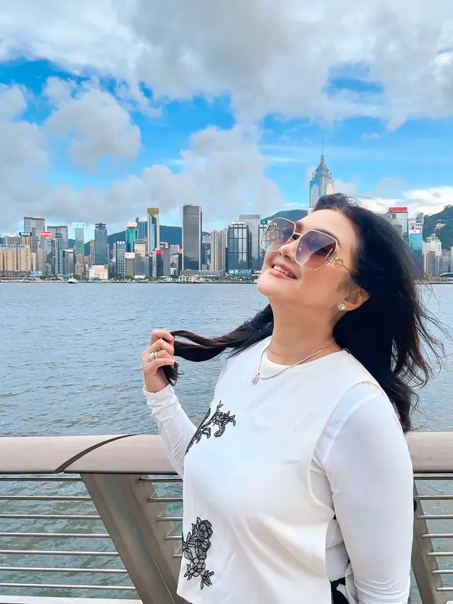 Pilihan Model Kalung Bella Saphira