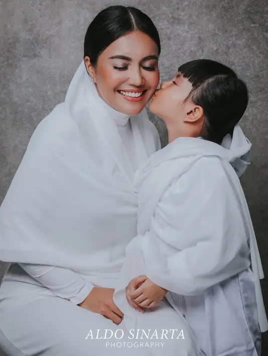 Anak Denada dan Jerry Aurum