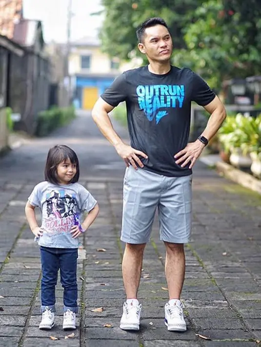 Ben Kasyafani, mantan suami Marshanda ini akrab banget dengan anaknya yang bernama Sienna Ameerah Kasyafani. Bahkan, Ben pun membuat Sienna akrab dengan istri barunya, Nesyana. (Doc. Instagram)