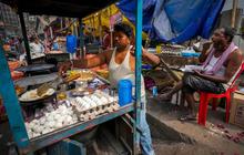 India Bakal Penjarakan Pedagang Makanan Jorok yang Ludahi Jualannya, Denda Capai Belasan Juta