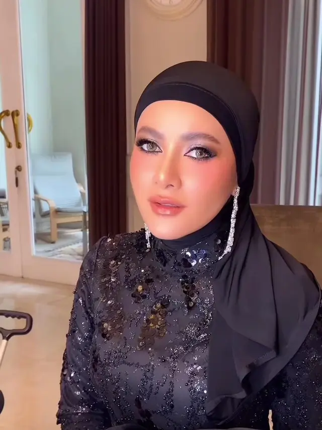 Model Hijab Olla Ramlan (instagram/ollaramlan)