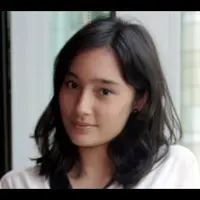 Syuting di luar negeri menjadi salah satu pertimbangan Tatjana Saphira menerima tawaran main film.