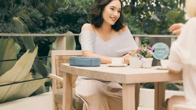 Gaya Favorit Tatjana Saphira Sehari-Hari, Menggunakan Sandal