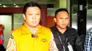 Machfud Suroso berjalan keluar usai mendengarkan pembacaan vonis oleh majelis hakim di Pengadilan Tipikor, Jakarta, Rabu (1/4/2015). Machfud dianggap melakukan tindak pidana korupsi dalam proyek P3SON Hambalang. (Liputan6.com/Yoppy Renato)