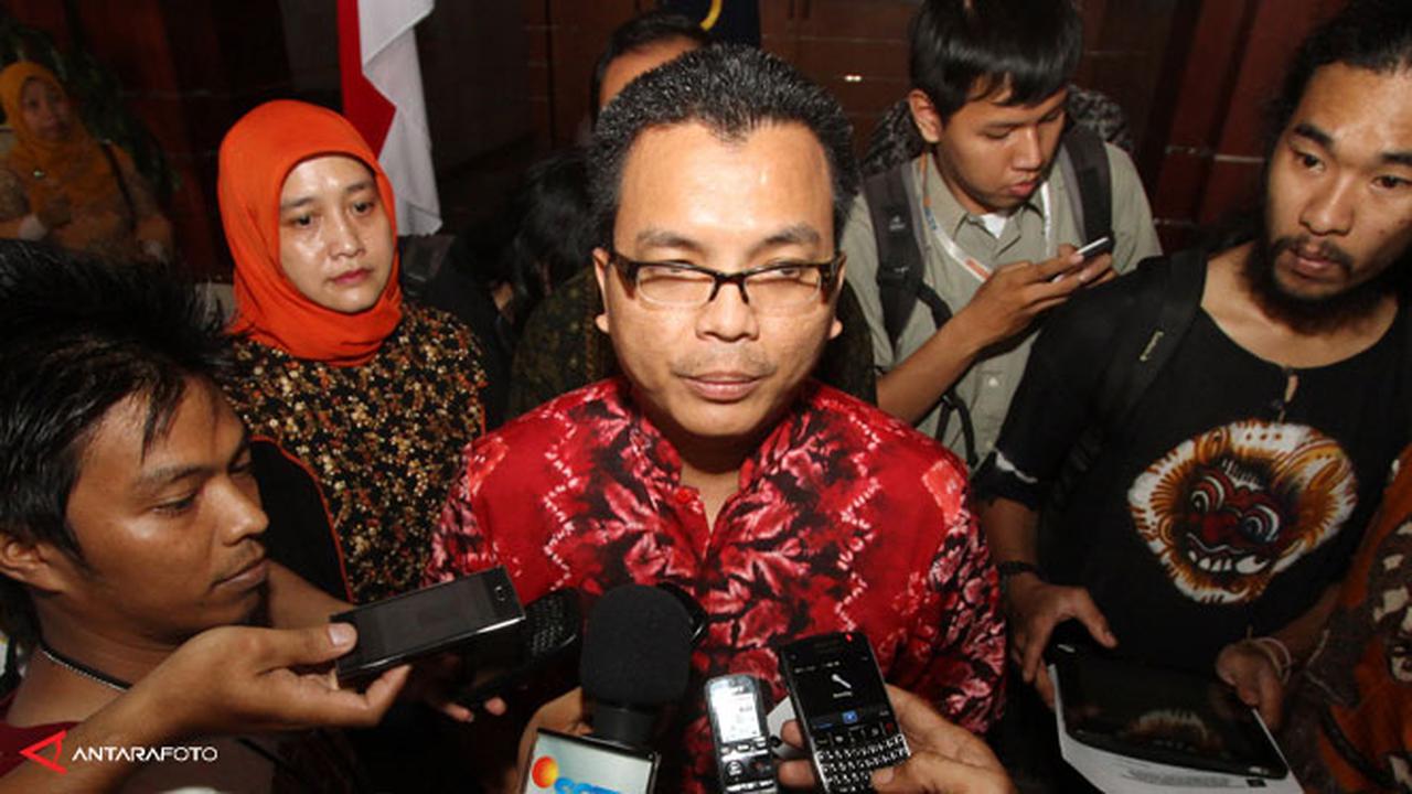 denny-indrayana-tolak-tawaran-sby-130402