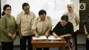 Acara serah terima disaksikan langsung mantan Menteri Kesehatan, Nila Moeloek. (Liputan6.com/Faizal Fanani)