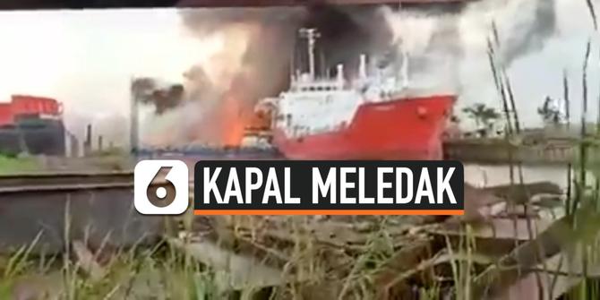 VIDEO: Detik-detik Kapal Tongkang Meledak di Samarinda