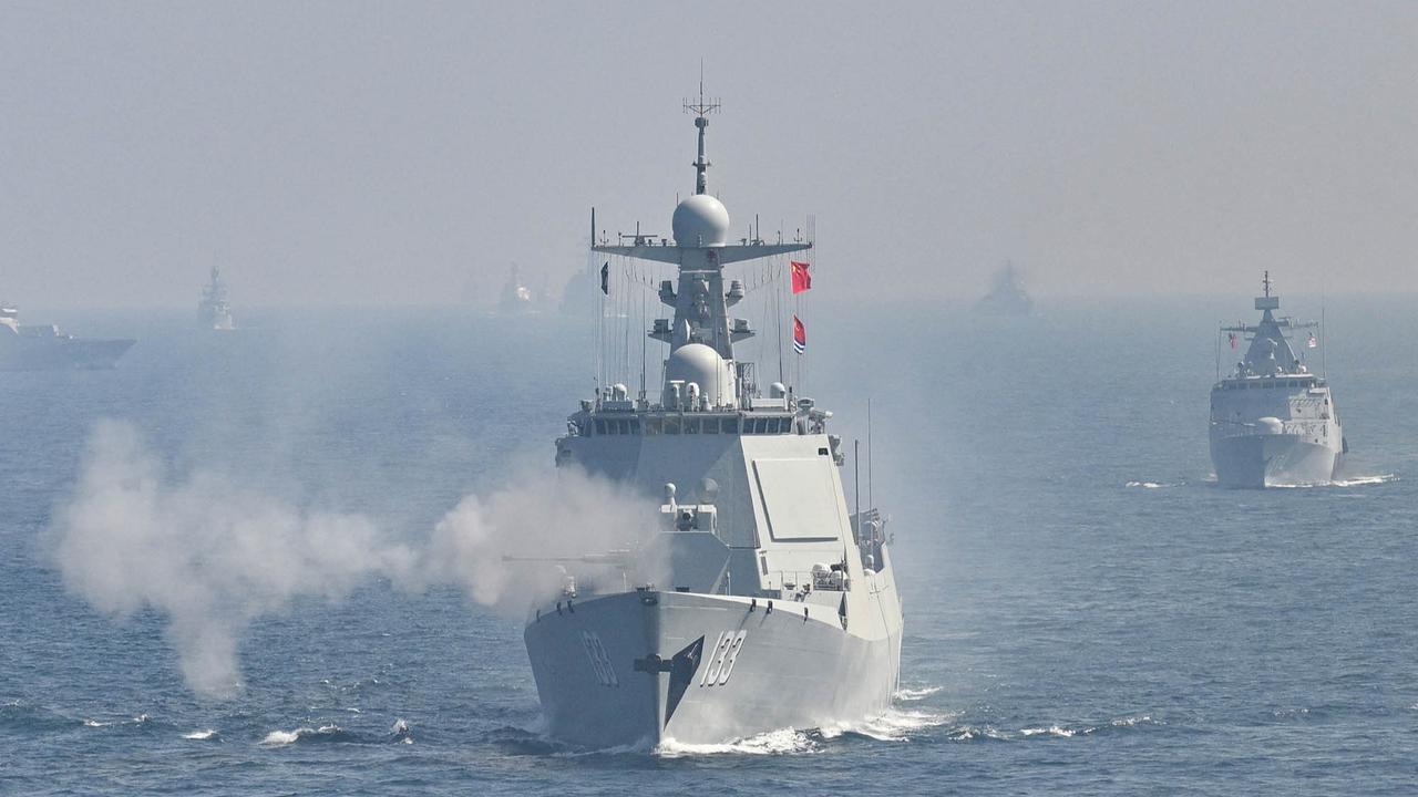 Kapal Perang TNI AL KRI Bung Tomo Ikuti Aman Exercise di Pakistan
