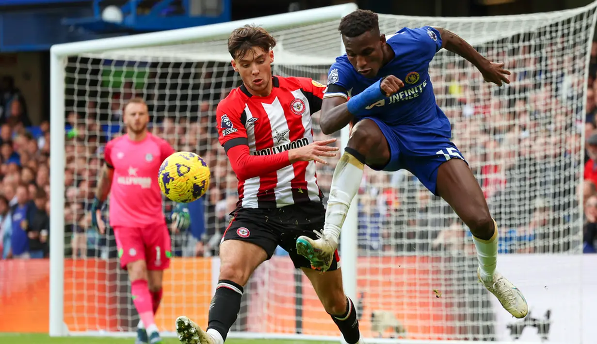 Chelsea pun menderita kekalahan keempat dari 10 pertandingan Premier League musim ini. (AP Photo/Ian Walton)