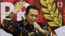 Ketua MPR Bambang Soesatyo memberikan pemaparan Refleksi Akhir Tahun di Kompleks Paerlemen, Senayan, Jakarta, Rabu (18/12/2019). Dalam pemaparannya, Ketua MPR meluruskan dan membantah tentang amademen UU dasar mengenai pokok tentang jabatan Presiden lebih dari dua Tahun. (Liputan6.com/Johan Tallo)