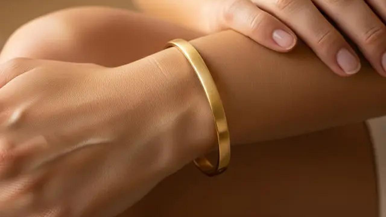 Berat Gelang yang Pas Agar Tetap Terlihat Berkelas, tapi Tidak Terlalu Mahal