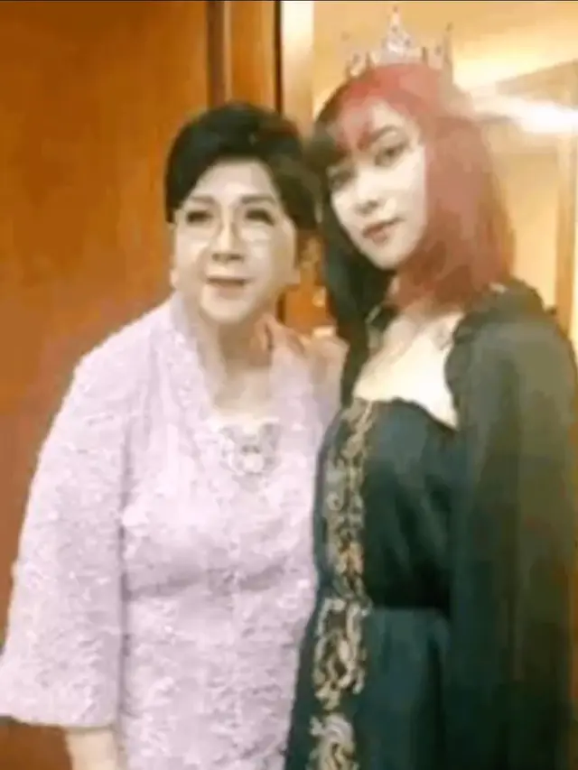 Masa Muda Titiek Puspa