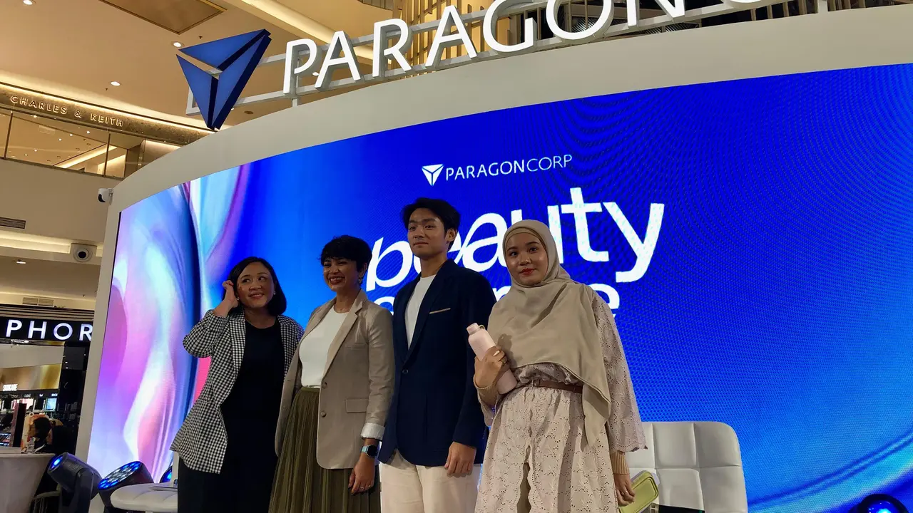 Sesi Talkshow The Future is Conscious Beauty di Jakarta