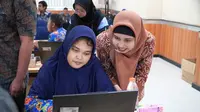 Tingkatkan Literasi Digital Siswa Disabilitas, Diskominfo Jatim Gelar Pelatihan TIK. Foto: ryn/Diskominfo Jatim.