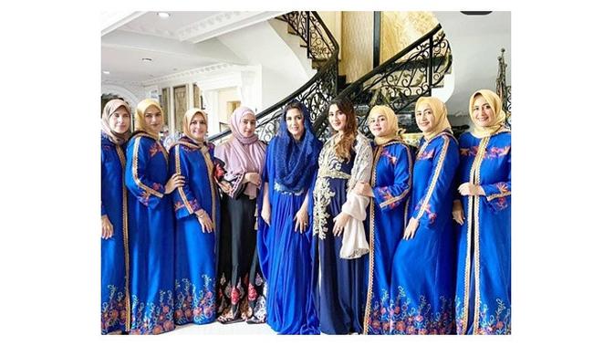 Pamer Perut Buncit, Ini 7 Potret Tania Nadira Hamil Anak Ketiga (Sumber: Instagram/@tanianadiraa)