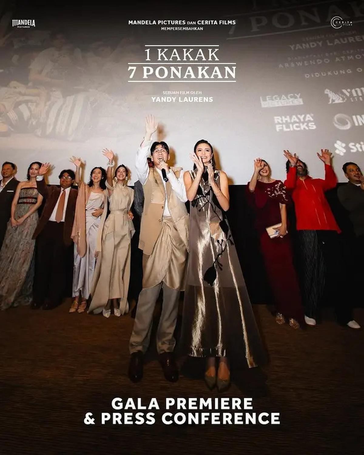 7 Potret Gala Premiere Film 1 Kakak 7 Ponakan, Para Pemain Tampil Elegan
