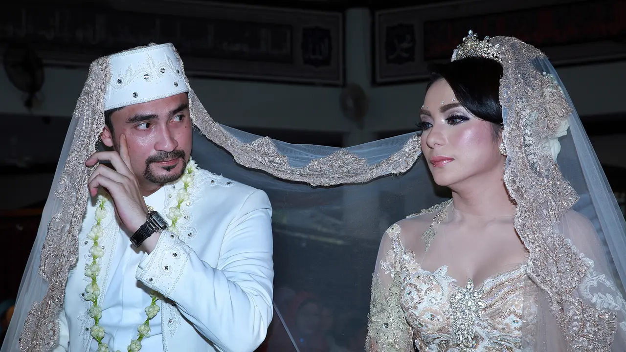 Reza Pahlevi dan Astrilika Lintong