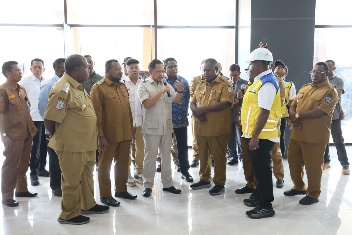 Awali Kunjungan, Mendagri Cek Progres Pusat Pemerintahan Papua Barat Daya