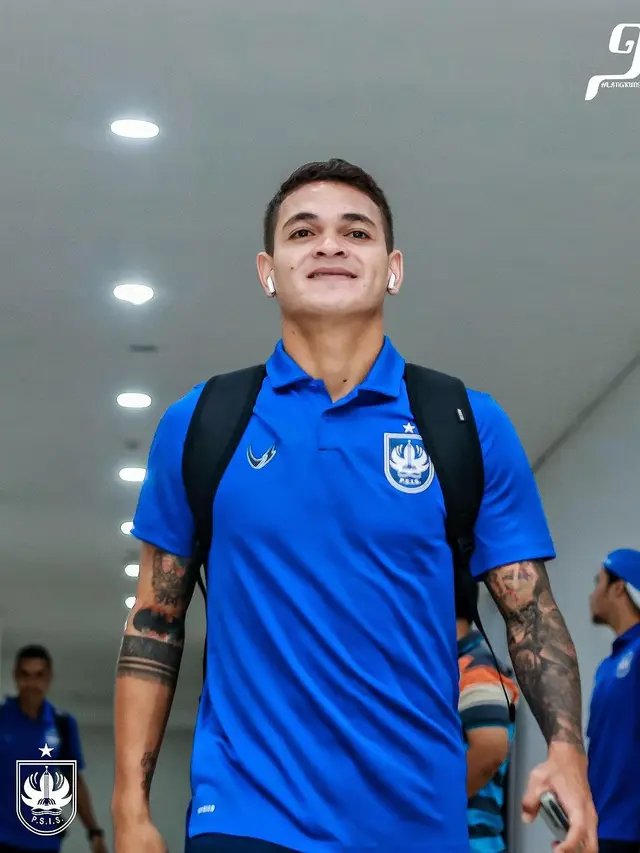 Gelandang PSIS Semarang asal Timor Leste, Paulo Gali Freitas.