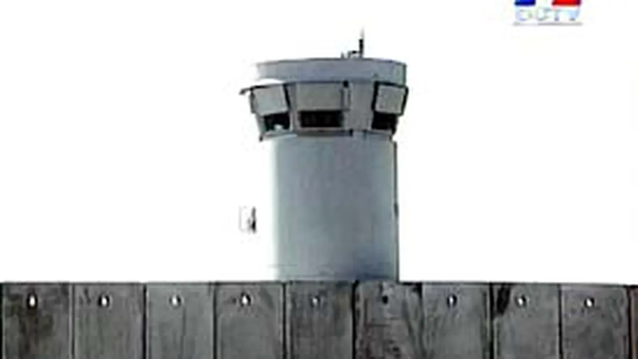 120104aLN_Tembok.jpg