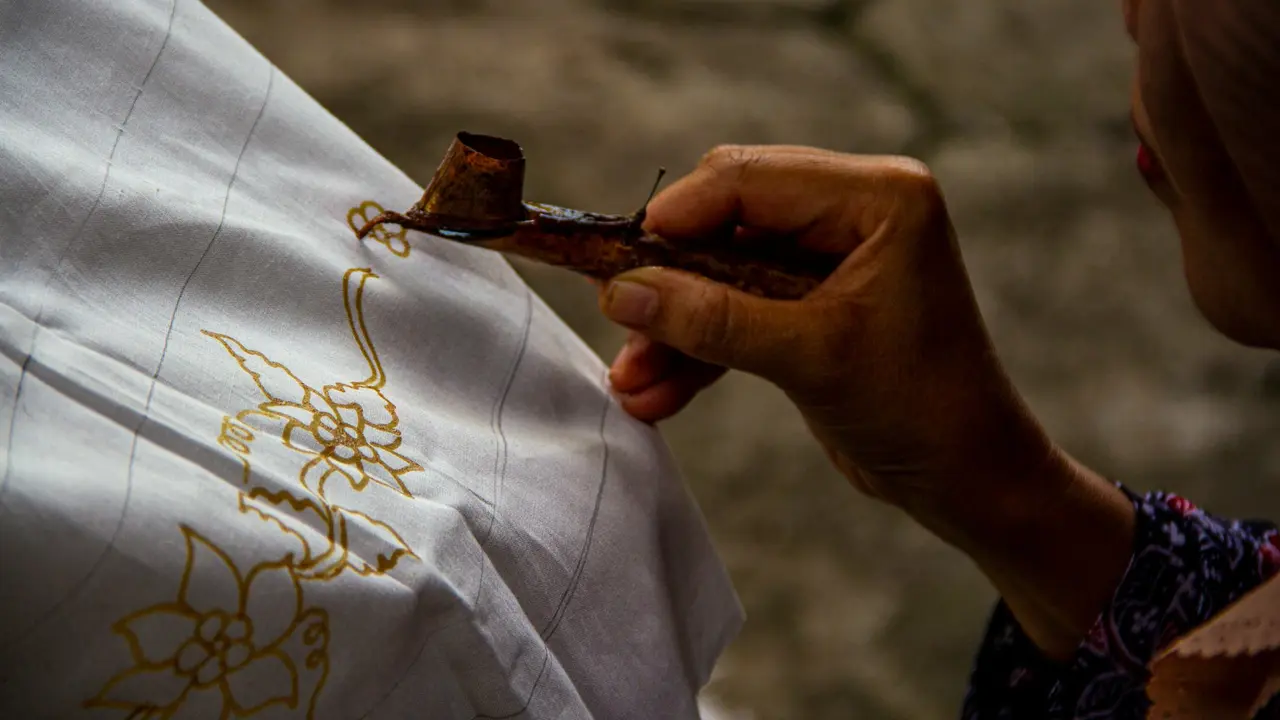 Hari UMKM, Ini Cara Tepat Bantu Tingkatkan Penjualan Batik