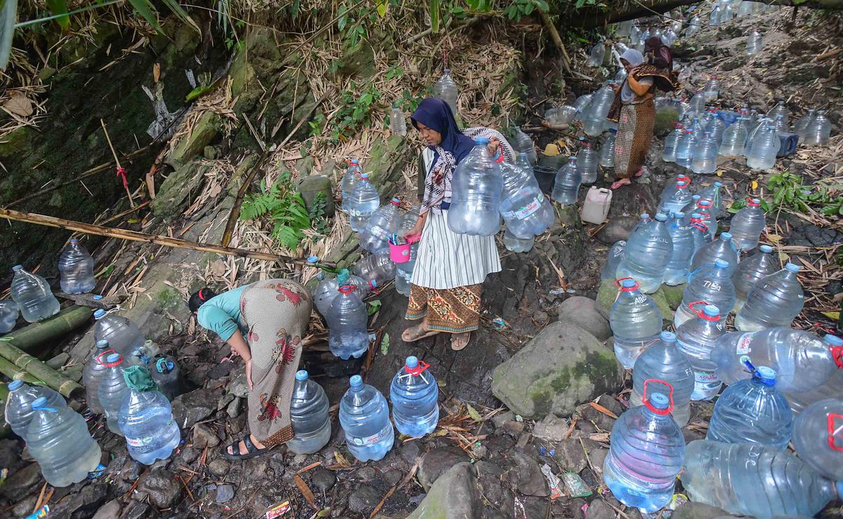 Sumber Mata Air di Hutan Jadi Tumpuan Warga Cilegon Saat Kemarau