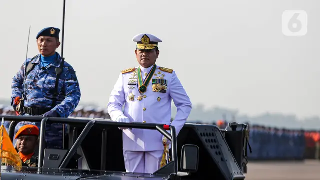 Panglima TNI Laksamana Yudo Margono Pimpin Upacara Puncak HUT ke-77 TNI AU
