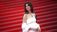 Anne Hathaway di Festival Film Cannes. (Vianney Le Caer/Invision/AP)