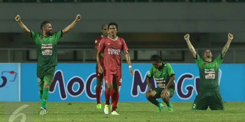 PS TNI vs PSM Makassar