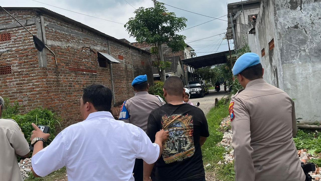 Penampakan Polisi yang Rumahnya Meledak di Mojokerto hingga 2 Orang Tewas saat Diamankan Propam