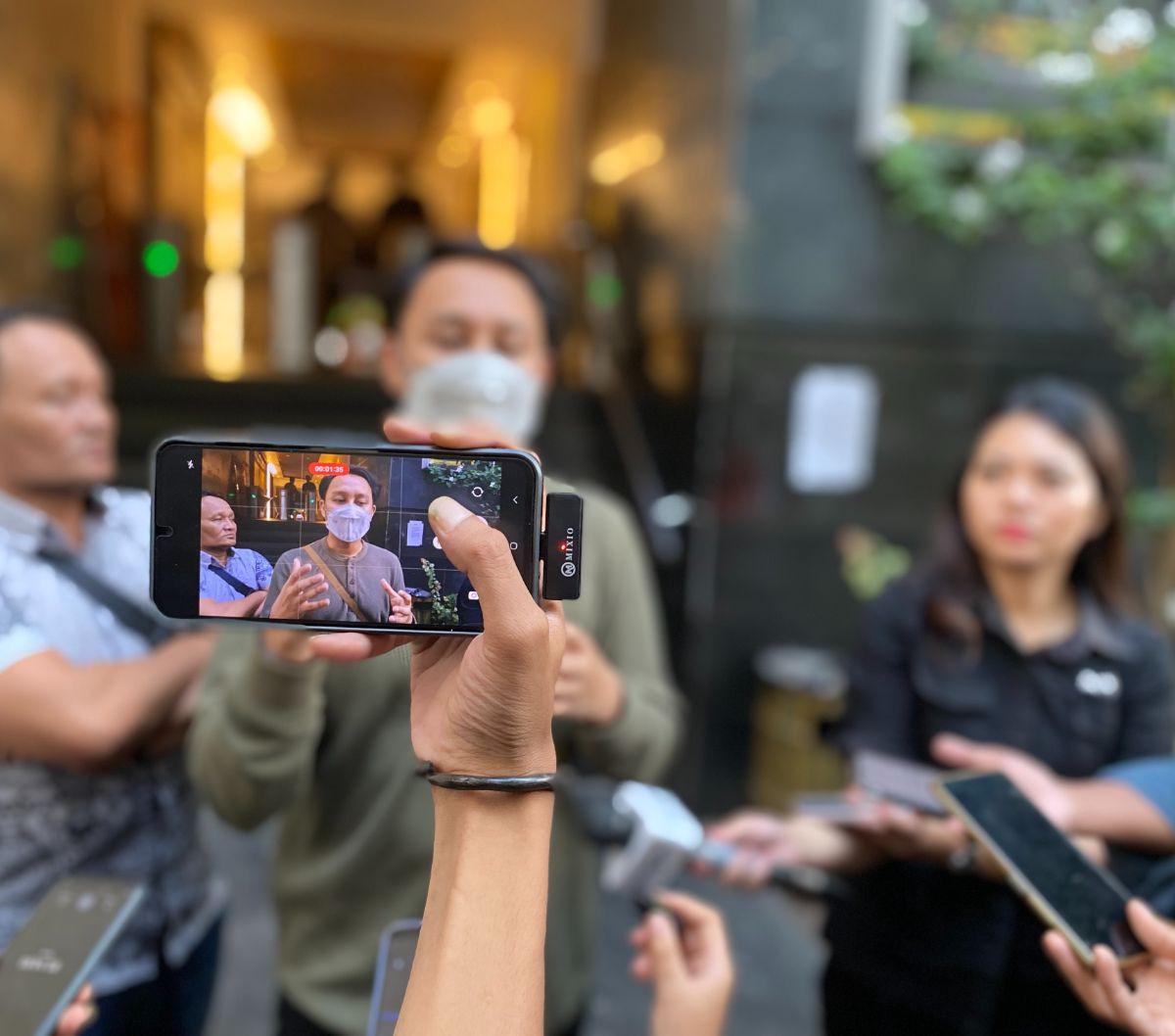 "Kita kooperatif sebagai saksi untuk menjelaskan kasus yang lagi beredar ini," ujar Radja.
