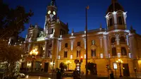 City Hall yang terletak di Plaza del Ayuntamiento merupakan salah satu gedung tua bersejarah di kota Valencia (Marco Tampubolon/Liputan6.com)