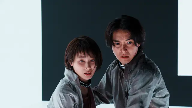 Tao Tsuchiya dan Kento Yamazaki di Alice in Borderland Season 3. (dok. Netflix)