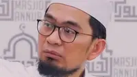 Ustadz adi Hidayat (SS TikTok)