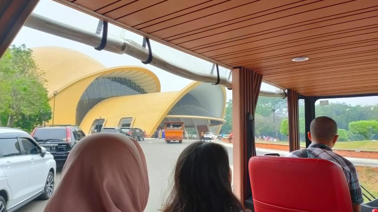 Masyarakat Liburan di Taman Mini Dijamin Asuransi, Biaya Pertanggungan Capai Rp20 Juta