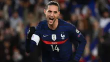 Adrien Rabiot. Gelandang tengah berusia 27 tahun ini kini tengah menjalani musim ke-4 bersama Juventus sejak didatangkan dari PSG pada awal musim 2019/2020. Musim ini ia telah tampil dalam 14 laga di semua ajang bersama Juventus dengan torehan 5 gol. Bersama Timnas Prancis ia telah mengoleksi 29 caps dengan torehan 2 gol dan 1 assist sejak melakukan debut pada 15 November 2016. (AFP/Franck Fife)