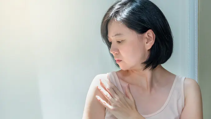 Tips Mudah Mengatasi Kulit Belang Akibat Paparan Sinar Matahari, Contek di Sini!