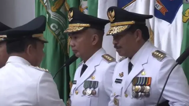 Menteri Dalam Negeri (Mendagri) resmi melantik Nana Sudjana sebagai Penjabat (Pj) Gubernur Jawa Tengah pada Selasa, (5/9/2023).