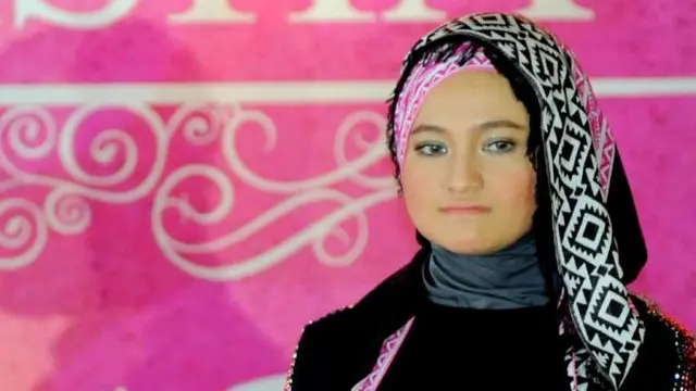 Marshanda Curhat Soal Rumah Tangga